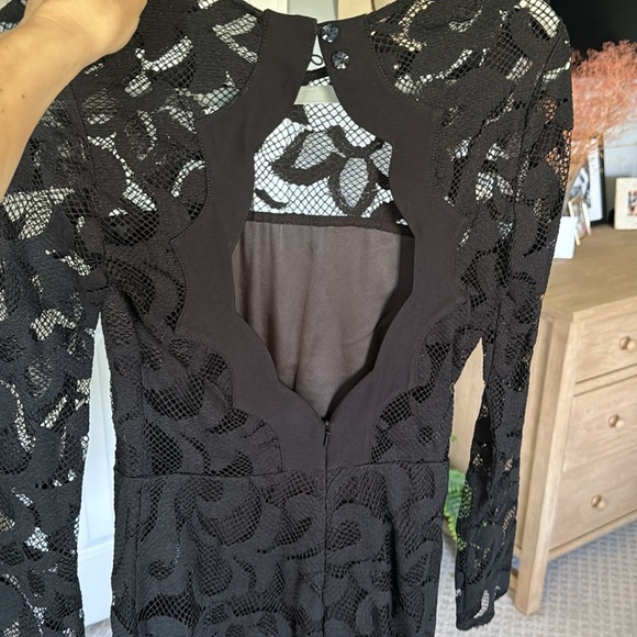 Alexis lace black romper - Picture 2 of 3